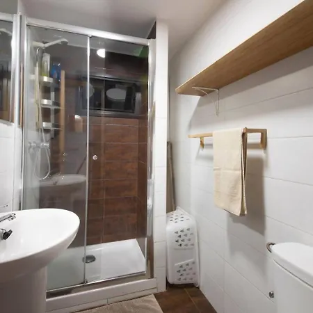 Acogedor A 10 Minutos De La Ciudad شقة Rentería