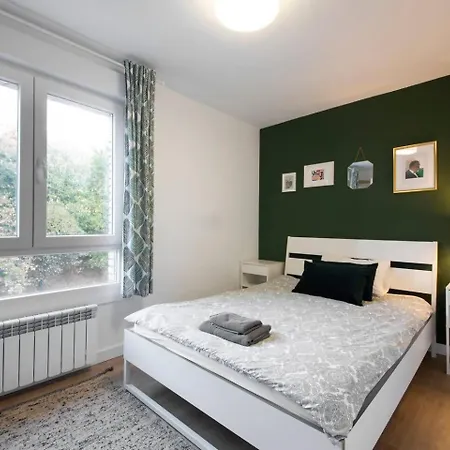 Acogedor Apartamento A 10 Minutos En Coche Del Centro De San Sebastian, Incluye Parking En El Centro De San Sebastian