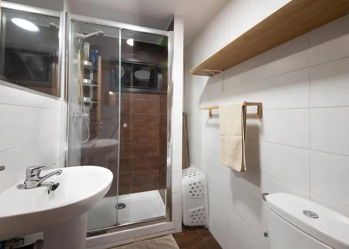 Acogedor Apartamento A 10 Minutos En Coche Del Centro De San Sebastian, Incluye Parking En El Centro De San Sebastian Apartmán Rentería