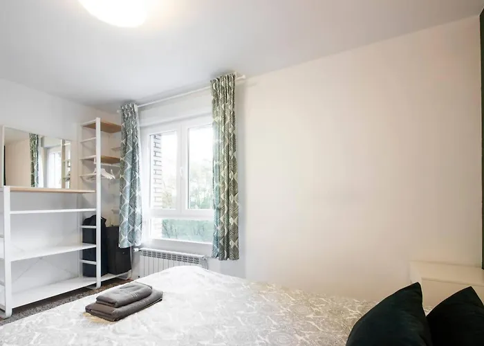 Acogedor Apartamento A 10 Minutos En Coche Del Centro De San Sebastian, Incluye Parking En El Centro De San Sebastian Apartmán Rentería