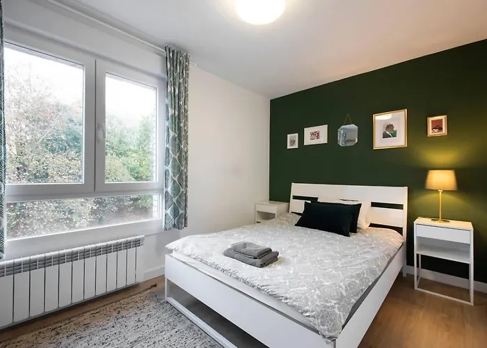 Acogedor Apartamento A 10 Minutos En Coche Del Centro De San Sebastian, Incluye Parking En El Centro De San Sebastian